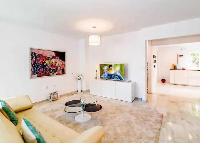 Luxurious Close To Puerto Banus Estepona