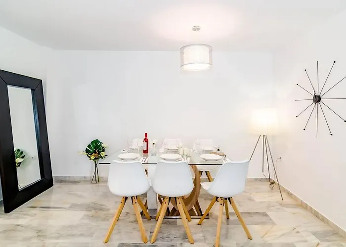 Luxurious Close To Puerto Banus Lägenhet Estepona