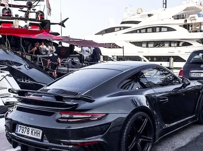 Lägenhet Luxurious Close To Puerto Banus Estepona