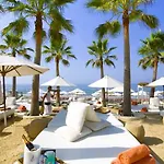 아파트 Luxurious Close To Puerto Banus