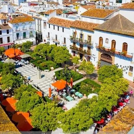 Lägenhet Luxurious Close To Puerto Banus Estepona